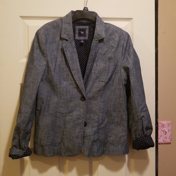 Blazer - Picture 1 of 2